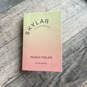 Skylar peach fields sample